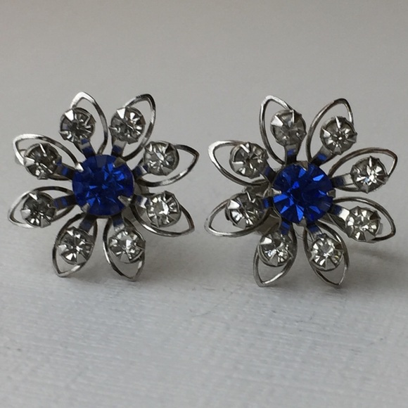 Vintage Bugbee & Niles Silver Rhinestone Earrings - Picture 2 of 8